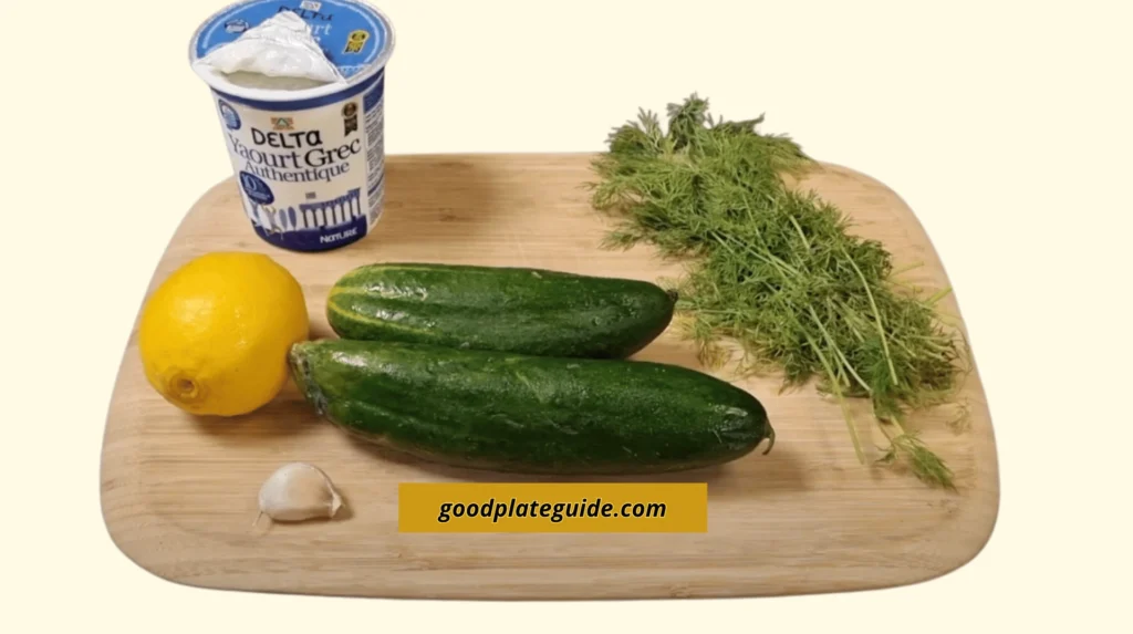 Salade de concombre au yaourt : fraîcheur irrésistible en 10 minutes 2 ingrédients salade de concombre au yaourt